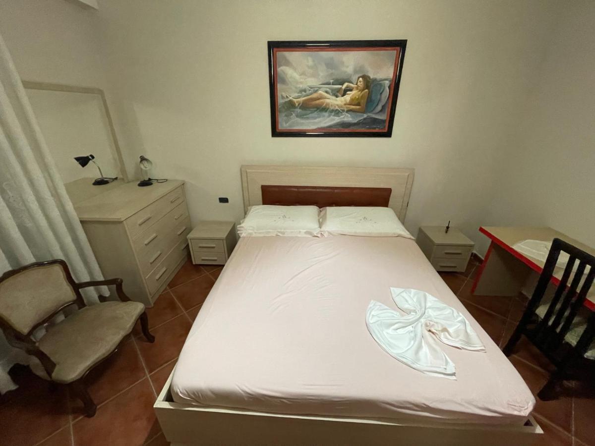 Vlorë Venus - Cozy Apt With Terrace מראה חיצוני תמונה